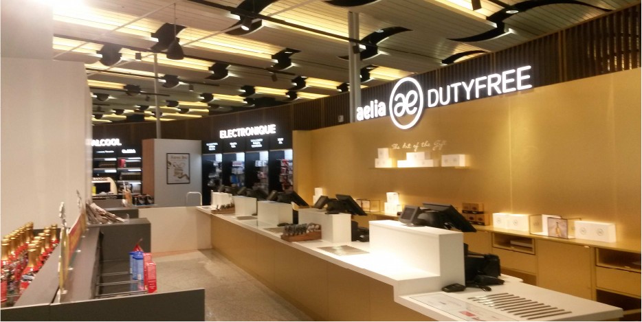 Boutique Duty Free à l'Aéroport International Blaise Diagne